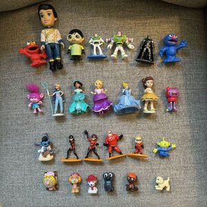 Lot 26 Disney 2-5" PVC Figures And Other
